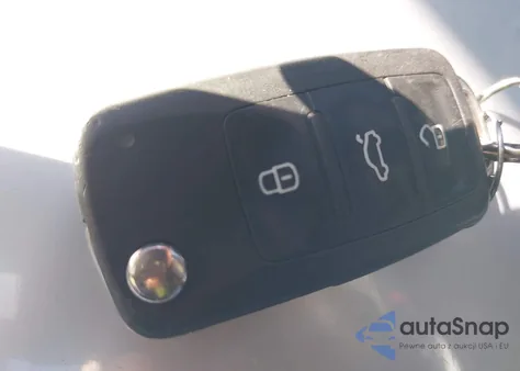 2015 Volkswagen Jetta 1.8T Se из США, поврежденный, VIN 3VWD17AJ7FM296278